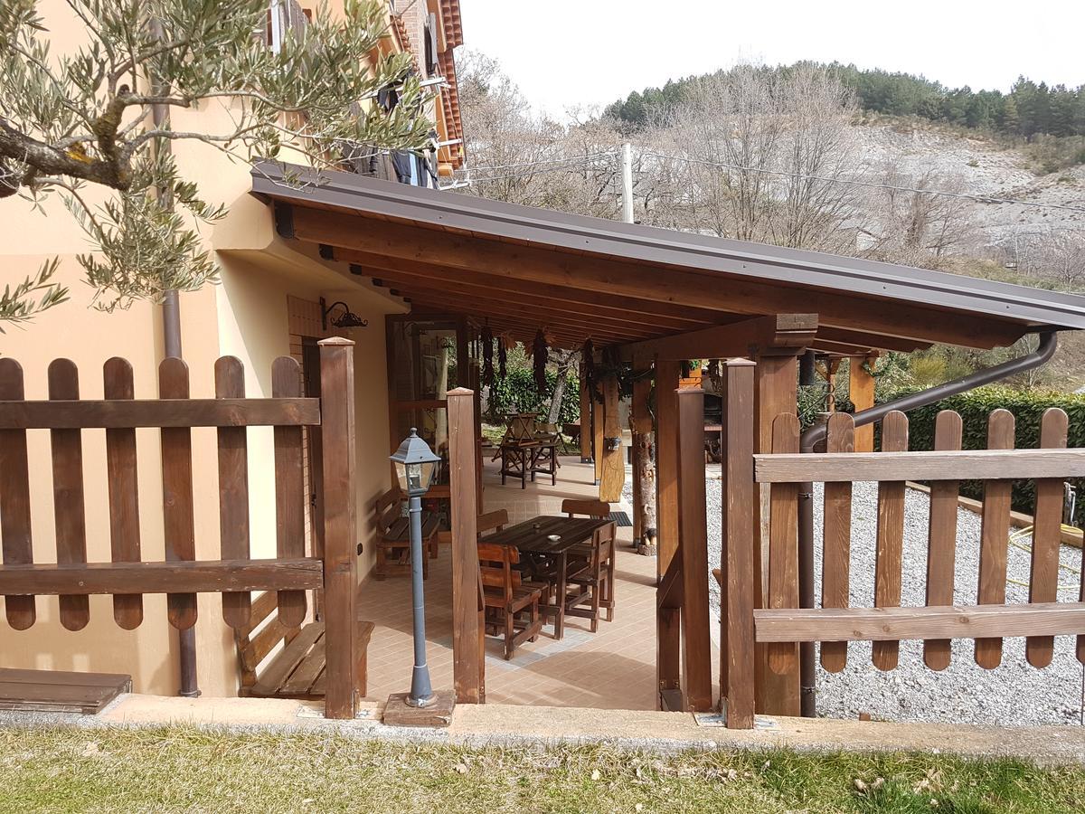 Le Chalet Del Pollino Ротонда Экстерьер фото